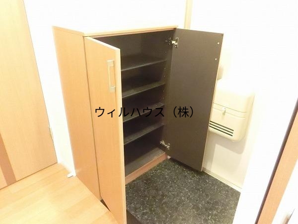 玄関　シューズボックス！