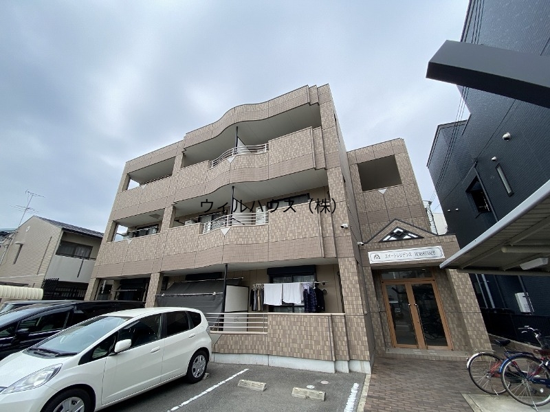 建物外観　オートロック付きで安心！