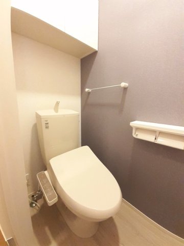 トイレ　シンプルで使いやすいトイレです