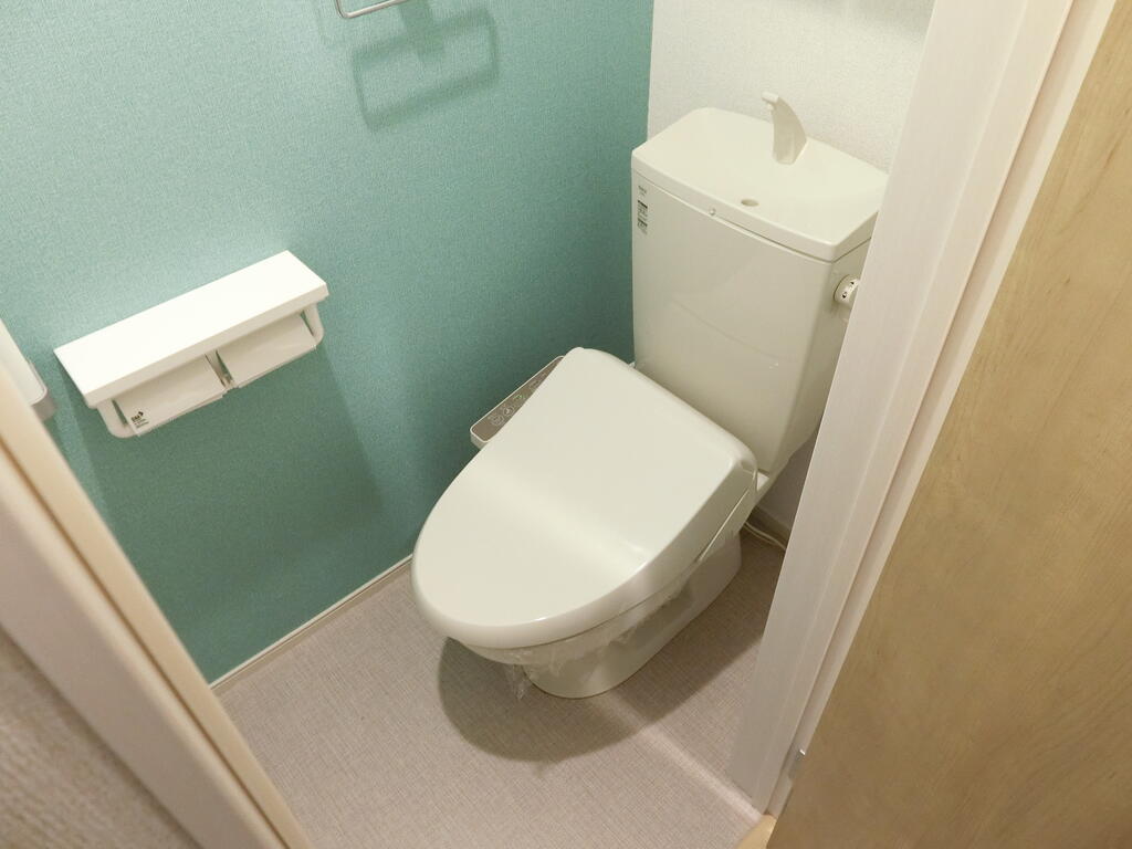 トイレ　※同アパートのものを使用しております