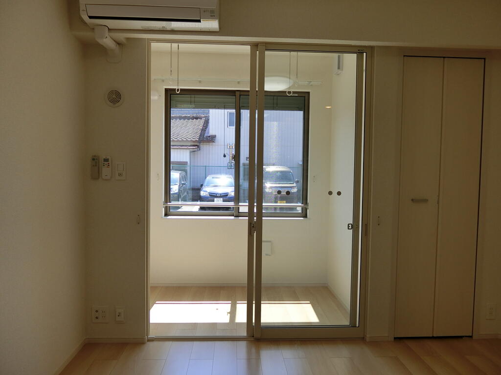 バルコニー　※同アパートのものを使用しております