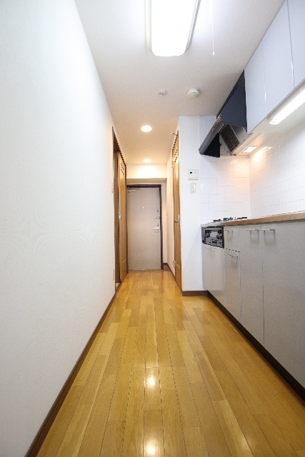 玄関　※別室の参考写真です