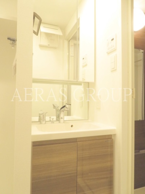 洗面設備　同仕様