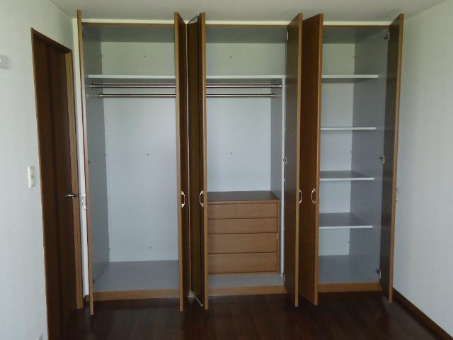 収納　クローゼット