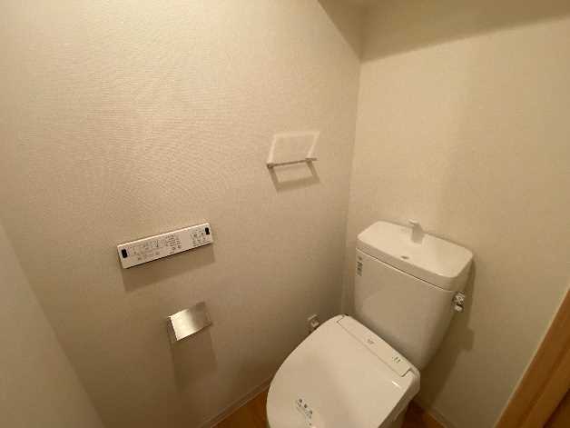 トイレ　コンパクトで使いやすいトイレです