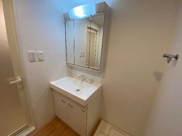 洗面設備　忙しい朝には欠かせない洗面所です