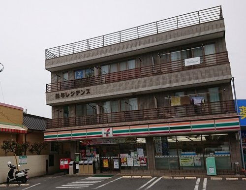 コンビニ　セブンイレブン 藤沢羽鳥店（コンビニ）まで366m