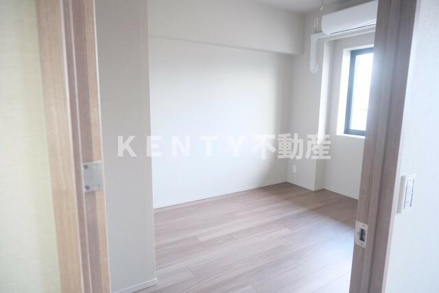 その他部屋・スペース　落ち着いて過ごせるお部屋なので、寝室にいかがでしょうか