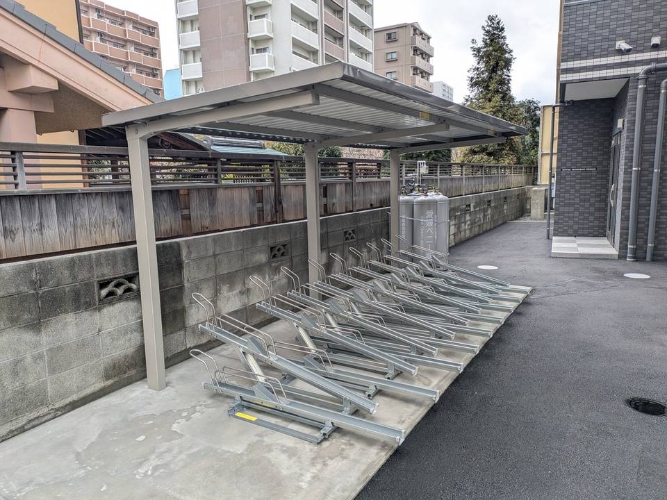 駐車場　駐輪場