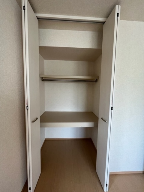 収納　クローゼット