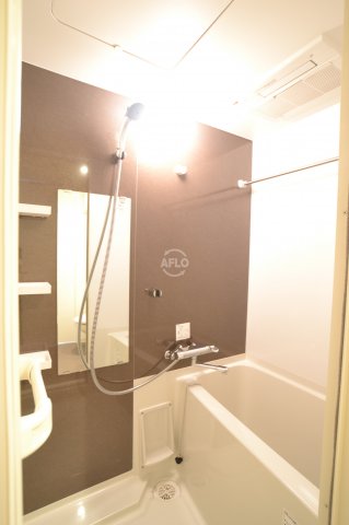 バス・シャワールーム　サムティ土佐堀Ribera　浴室