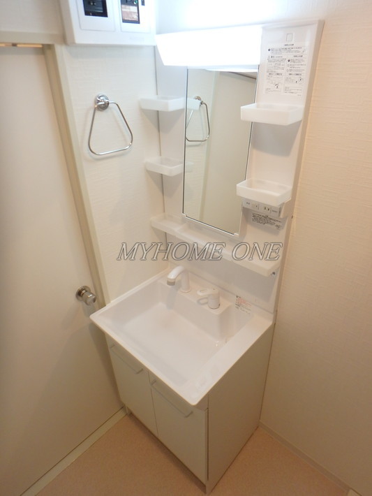 洗面設備　洗髪洗面化粧台