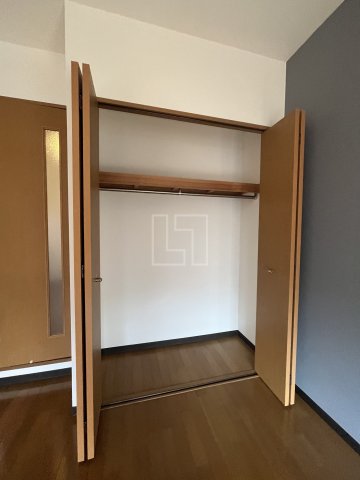 収納　メルクリオール難波　クローゼット