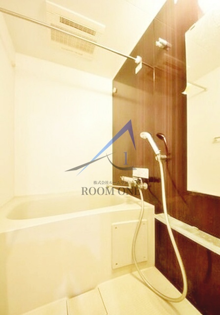 バス・シャワールーム　お風呂です。