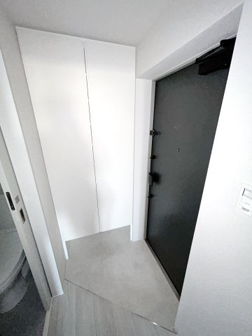 玄関　※同物件参考写真