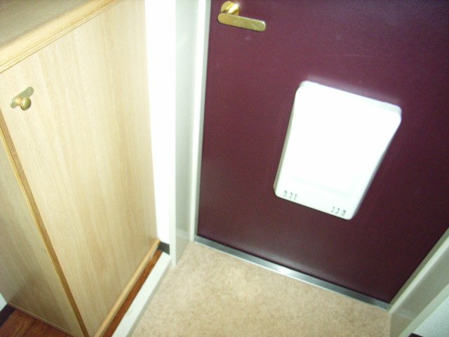 セキュリティ　同物件別号室のものです。