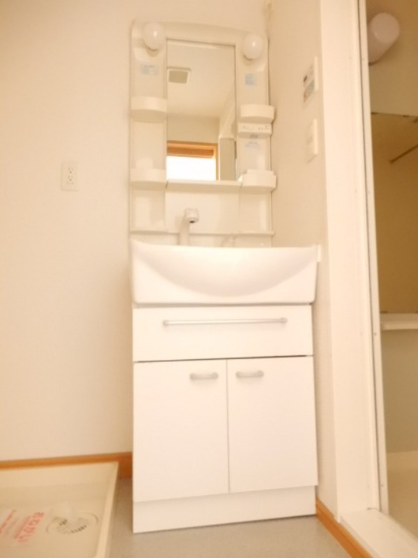 洗面設備　図面と現状に相違がある場合には現状を優先