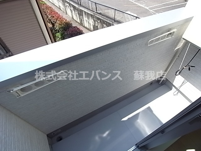 バルコニー　暖かな日差しのふりそそぐバルコニー