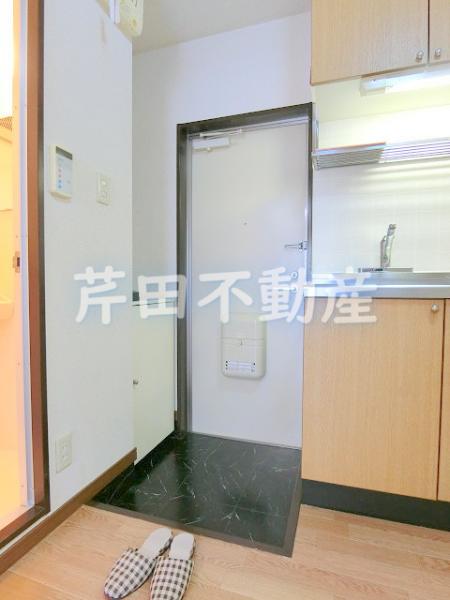 玄関　★玄関収納付★