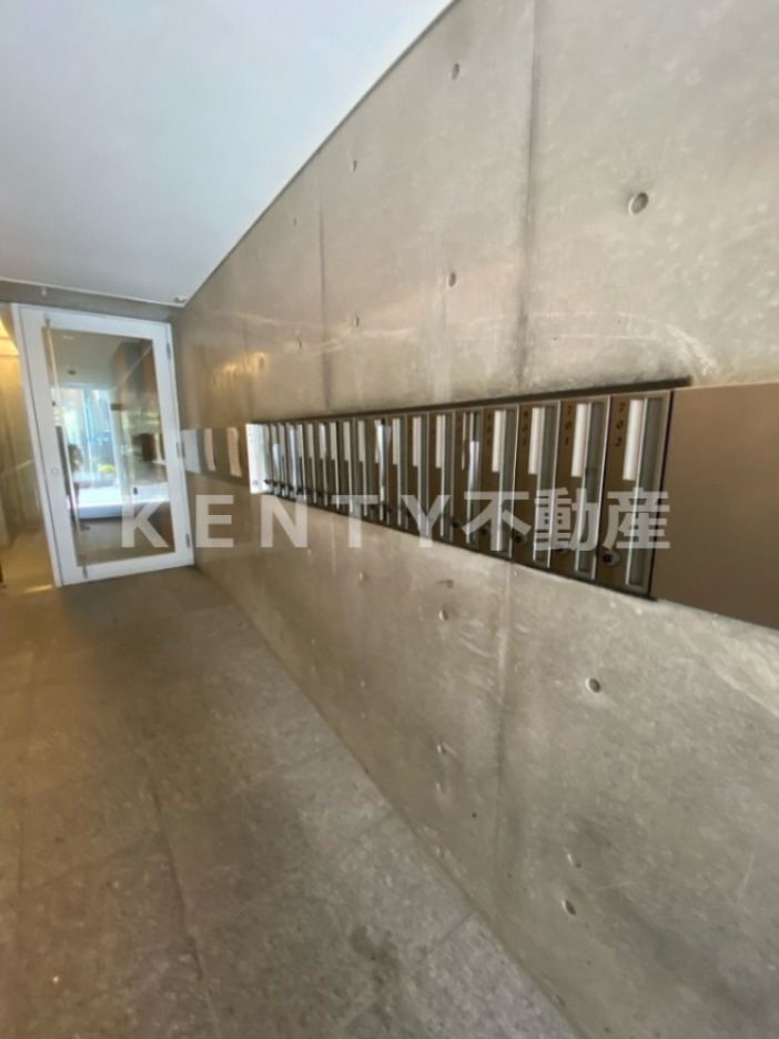 ロビー　ゆとりのあるロビーです