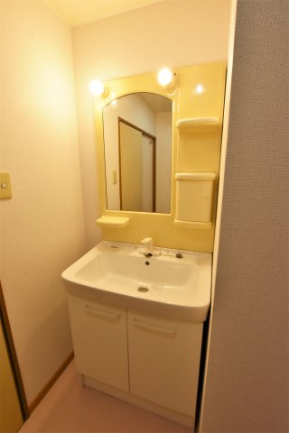 洗面設備　同物件、類似間取りのイメージ写真です