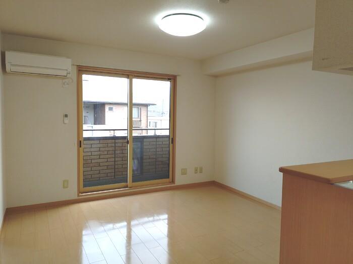 居室・リビング　※他室参照