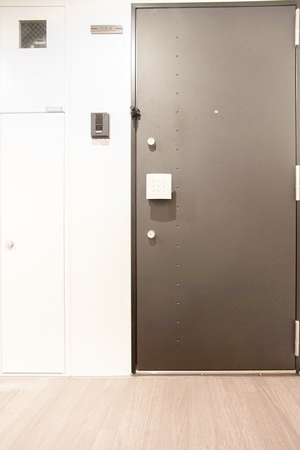 玄関　※同仕様写真含む