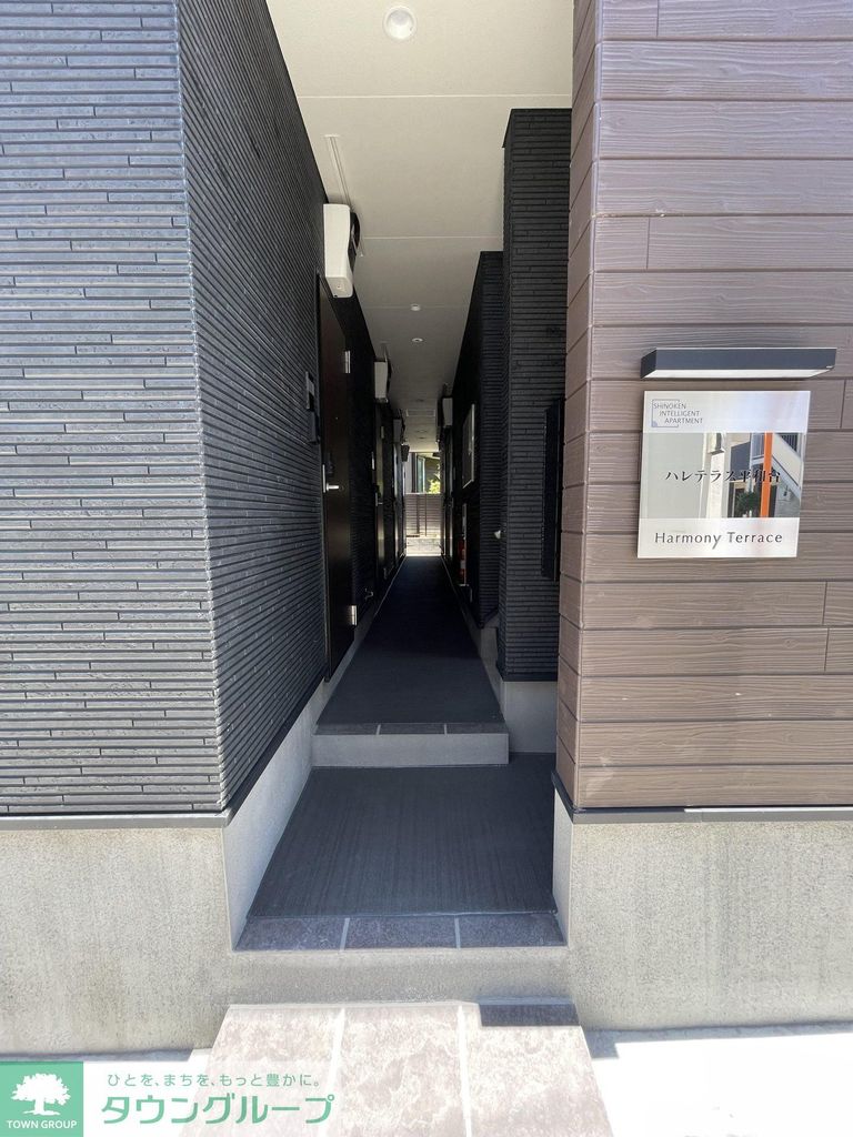 エントランス　エントランス