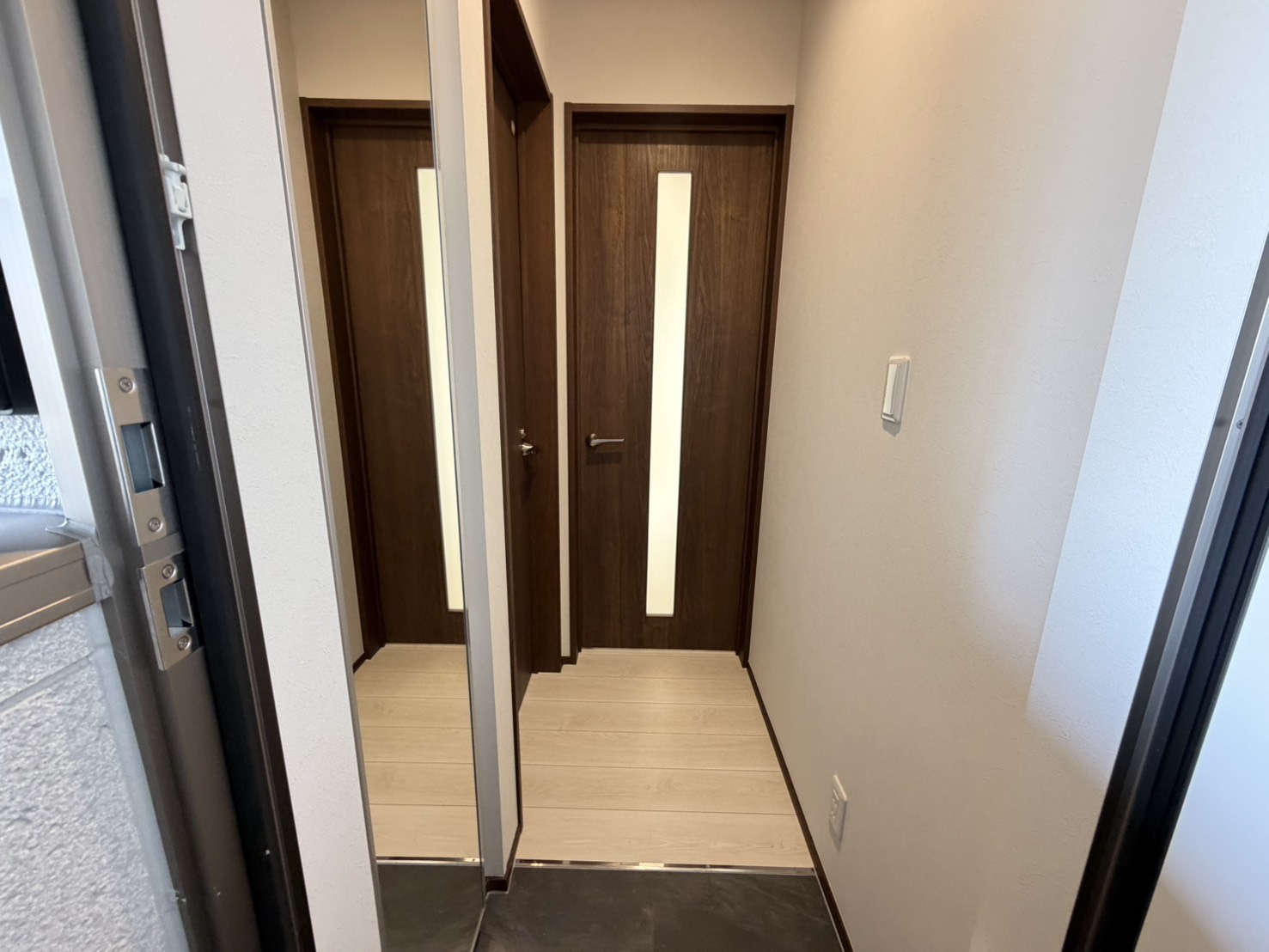 トイレ　※同建物１階同タイプ写真です。ご参考下さい。