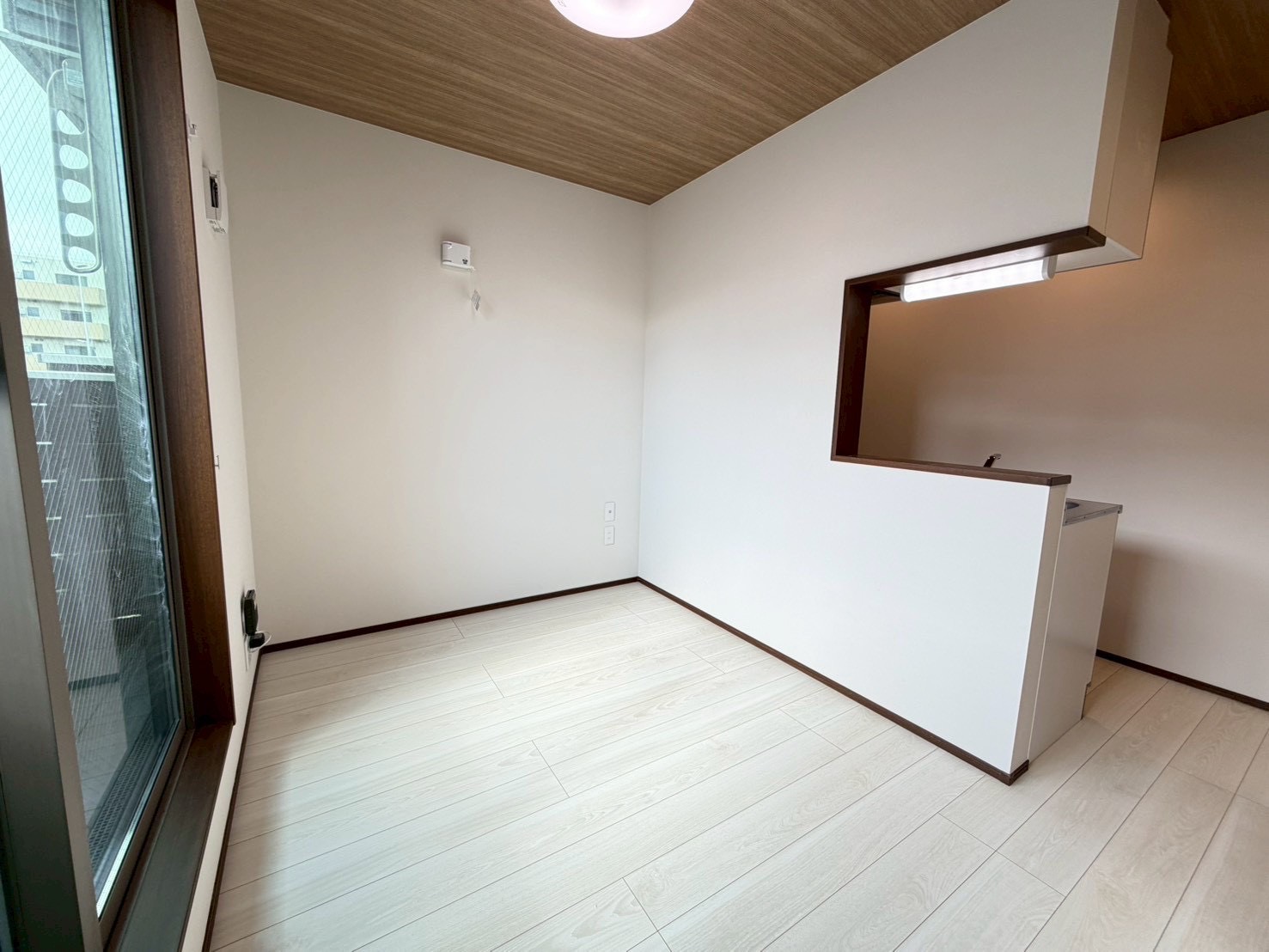 居室・リビング　※同建物１階同タイプ写真です。ご参考下さい。