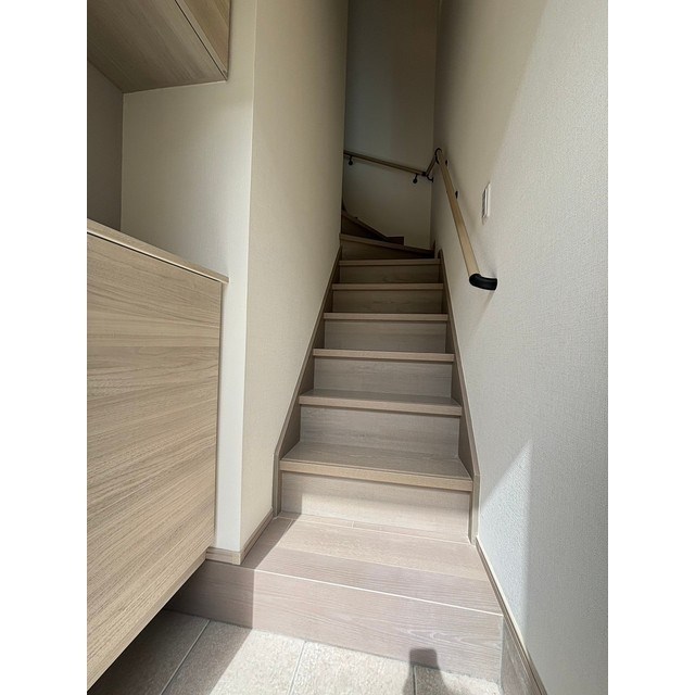 玄関　シューズボックス付玄関