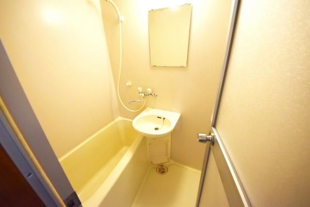 バス・シャワールーム　★バストイレ別★