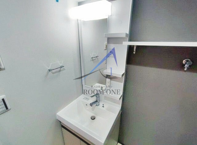 洗面設備　洗面台です。