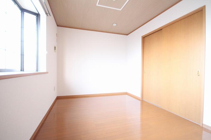 その他　同物件の別部屋になります。