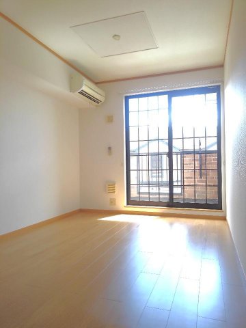 居室・リビング　ゆったり過ごせるリビングです