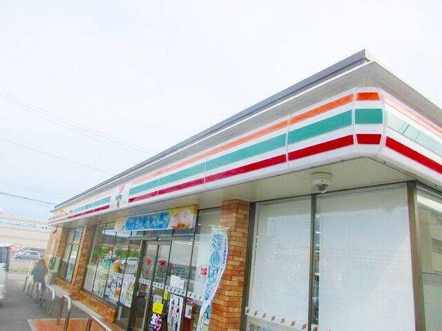 コンビニ　セブンイレブン越谷レイクタウン9丁目店（コンビニ）まで240m