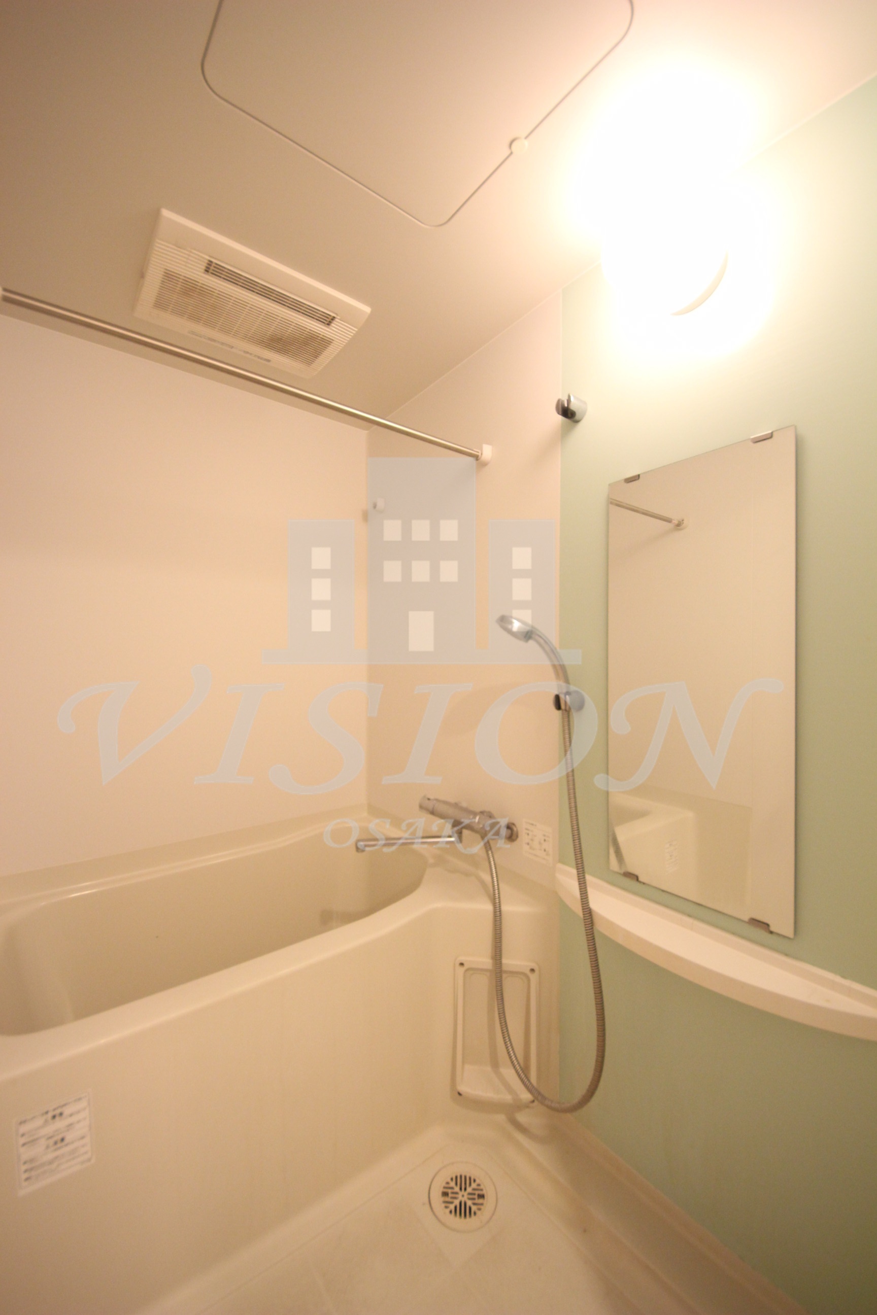 バス・シャワールーム　室内写真は別室のものです