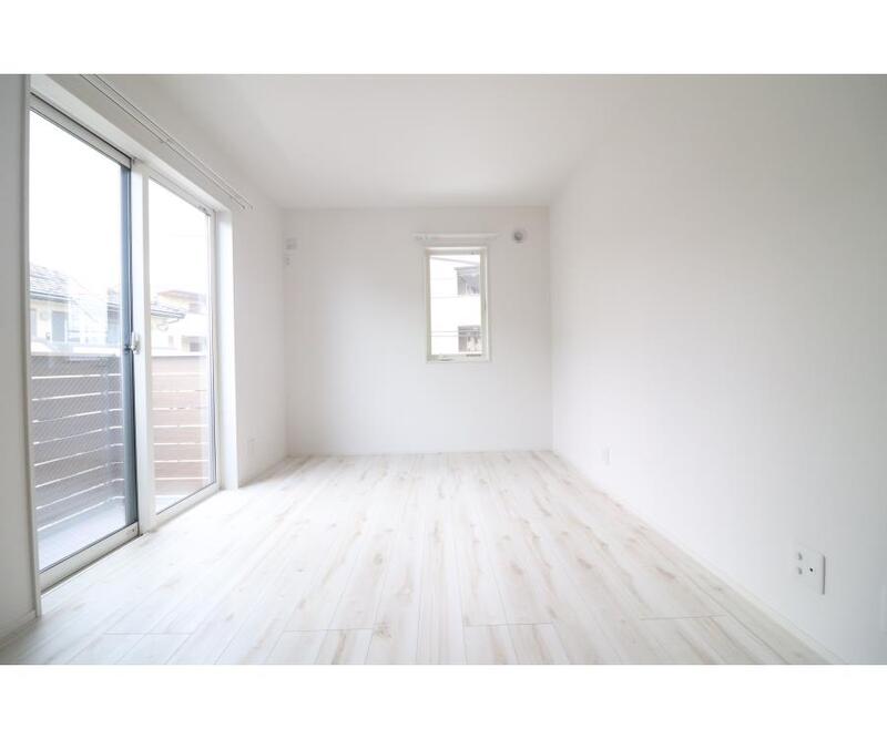 その他部屋・スペース　バルコニー付きの洋室♪