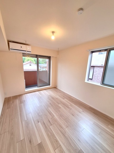 居室・リビング　★8.1帖の洋室★