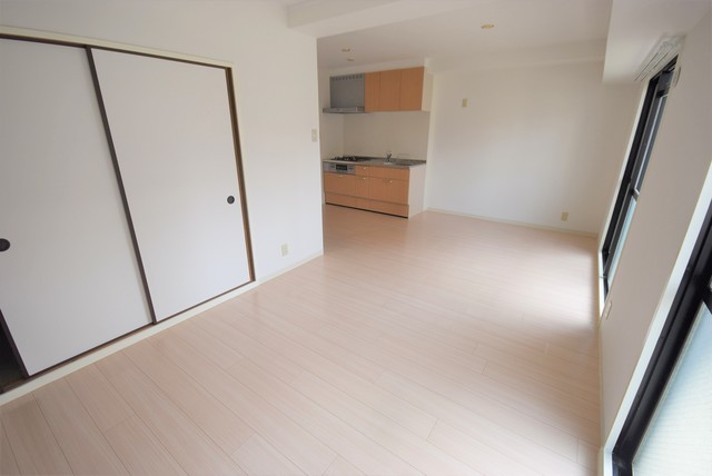 居室・リビング　リビング