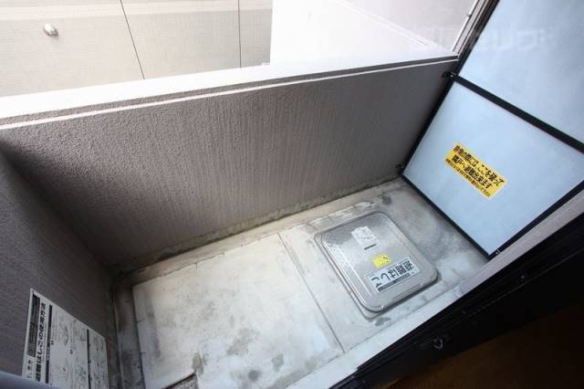 バルコニー　ベランダ