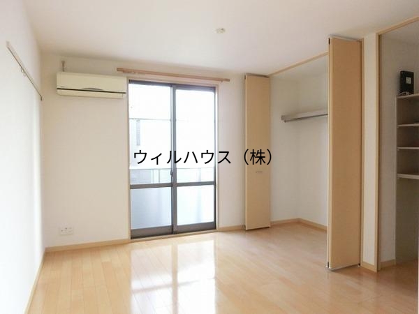 その他部屋・スペース　明るい洋室！