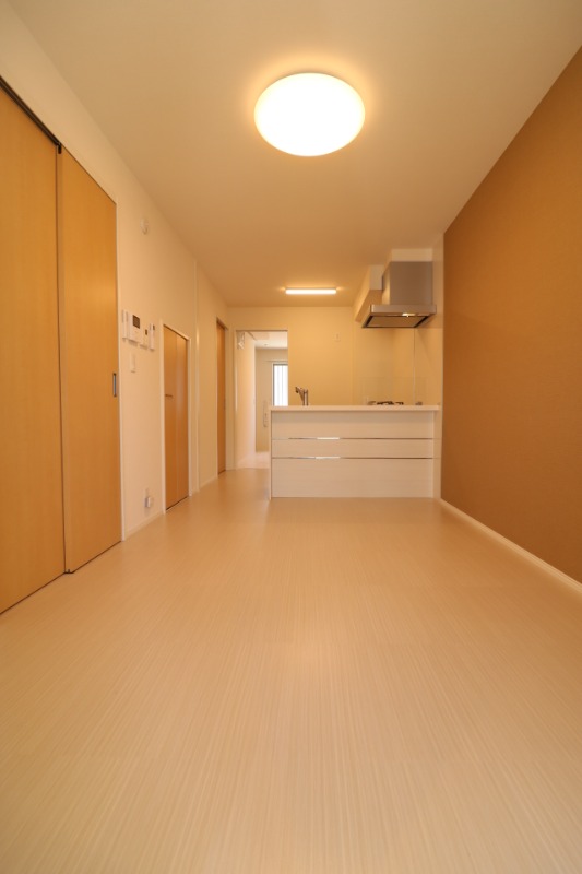 居室・リビング　広々8帖越えのリビングです