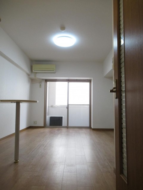 居室・リビング　【洋室】ＬＥＤシーリングライト