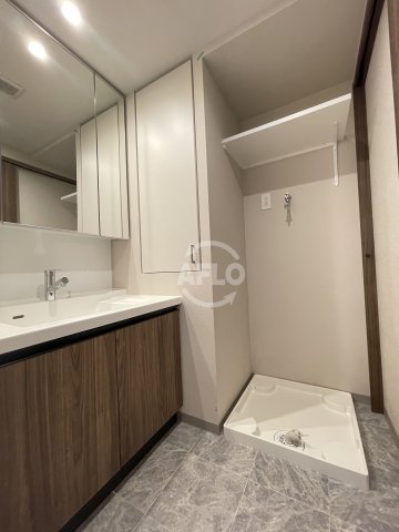 洗面設備　ジオエント新町　洗面脱衣所