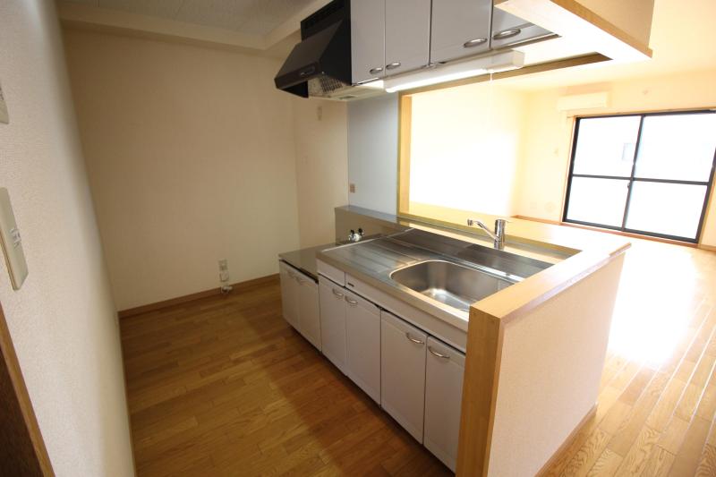 キッチン　１　　対面キッチン