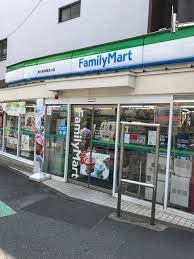 コンビニ　ファミリーマート 東久留米駅西口店（コンビニ）まで92m