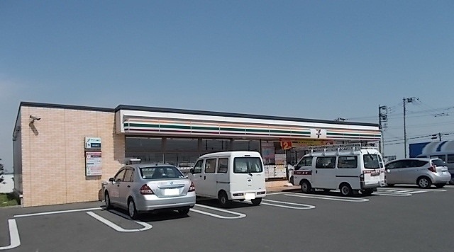 コンビニ　セブンイレブン（コンビニ）まで1400m