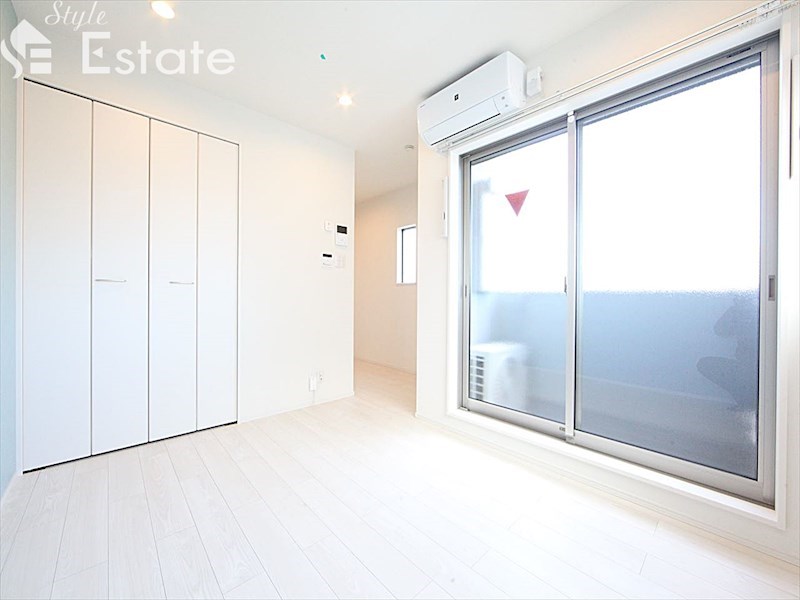 居室・リビング　内装