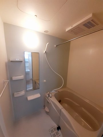 バス・シャワールーム　きれいなお風呂です